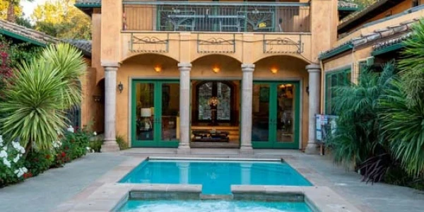 Reflections Executive Rehab Facility