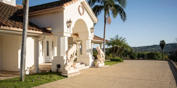 Enlight Treatment Center